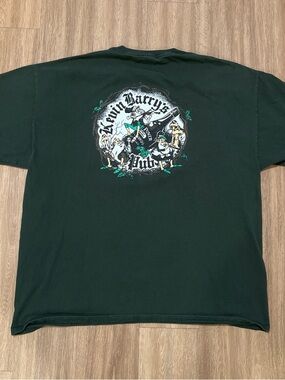 Gildan Dark Green Graphic Short Sleeve Tee